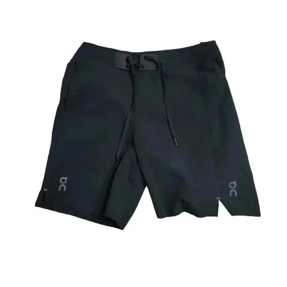 ON RUNNING Hybrid Shorts - Picture 6 of 10